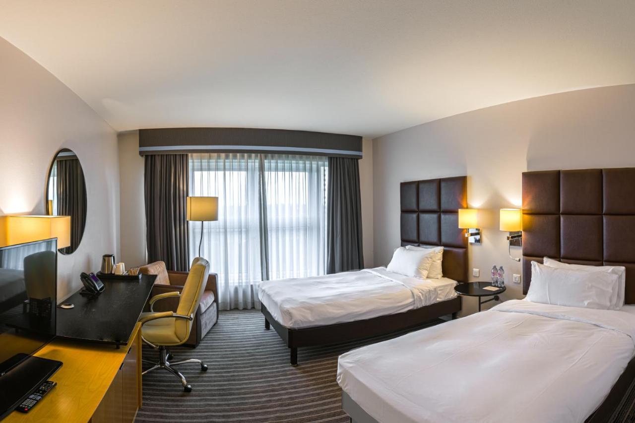 Van Der Valk Hotel Paris Cdg Airport Роаси ан Франс Екстериор снимка