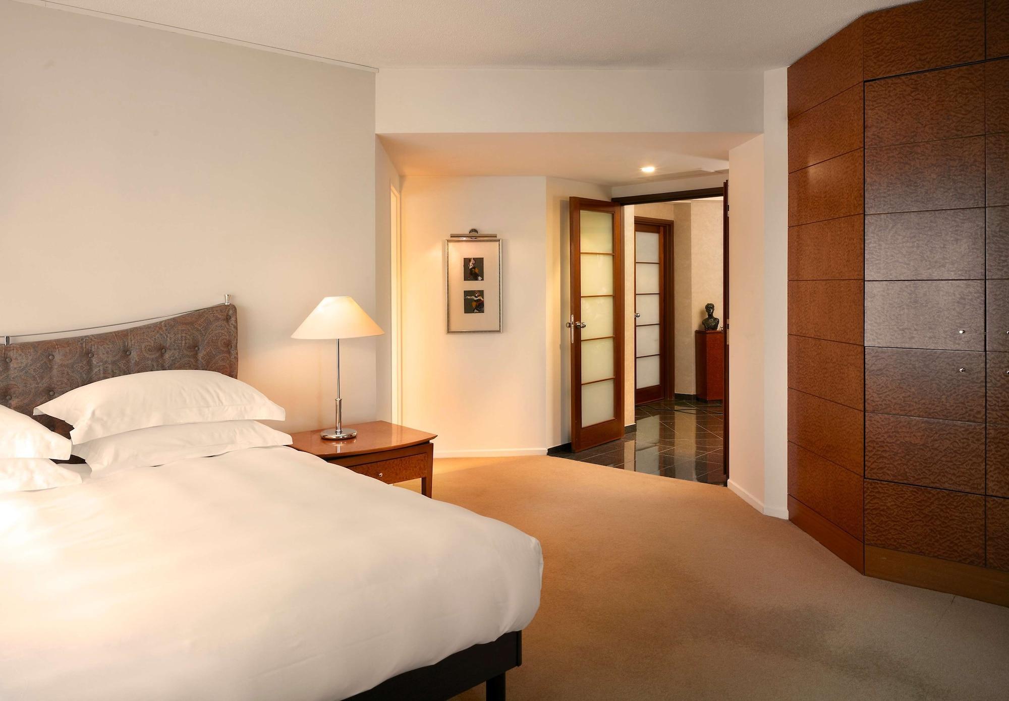 Van Der Valk Hotel Paris Cdg Airport Роаси ан Франс Екстериор снимка