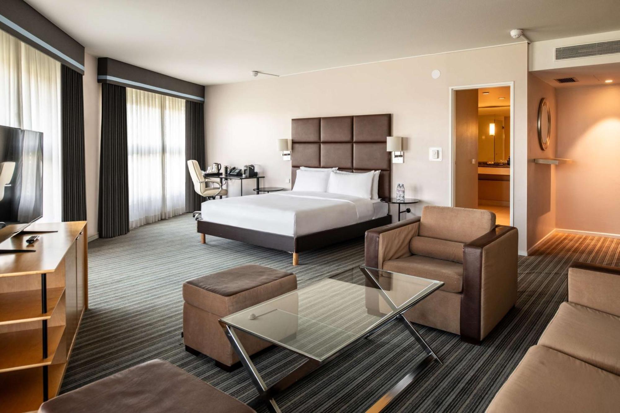 Van Der Valk Hotel Paris Cdg Airport Роаси ан Франс Екстериор снимка