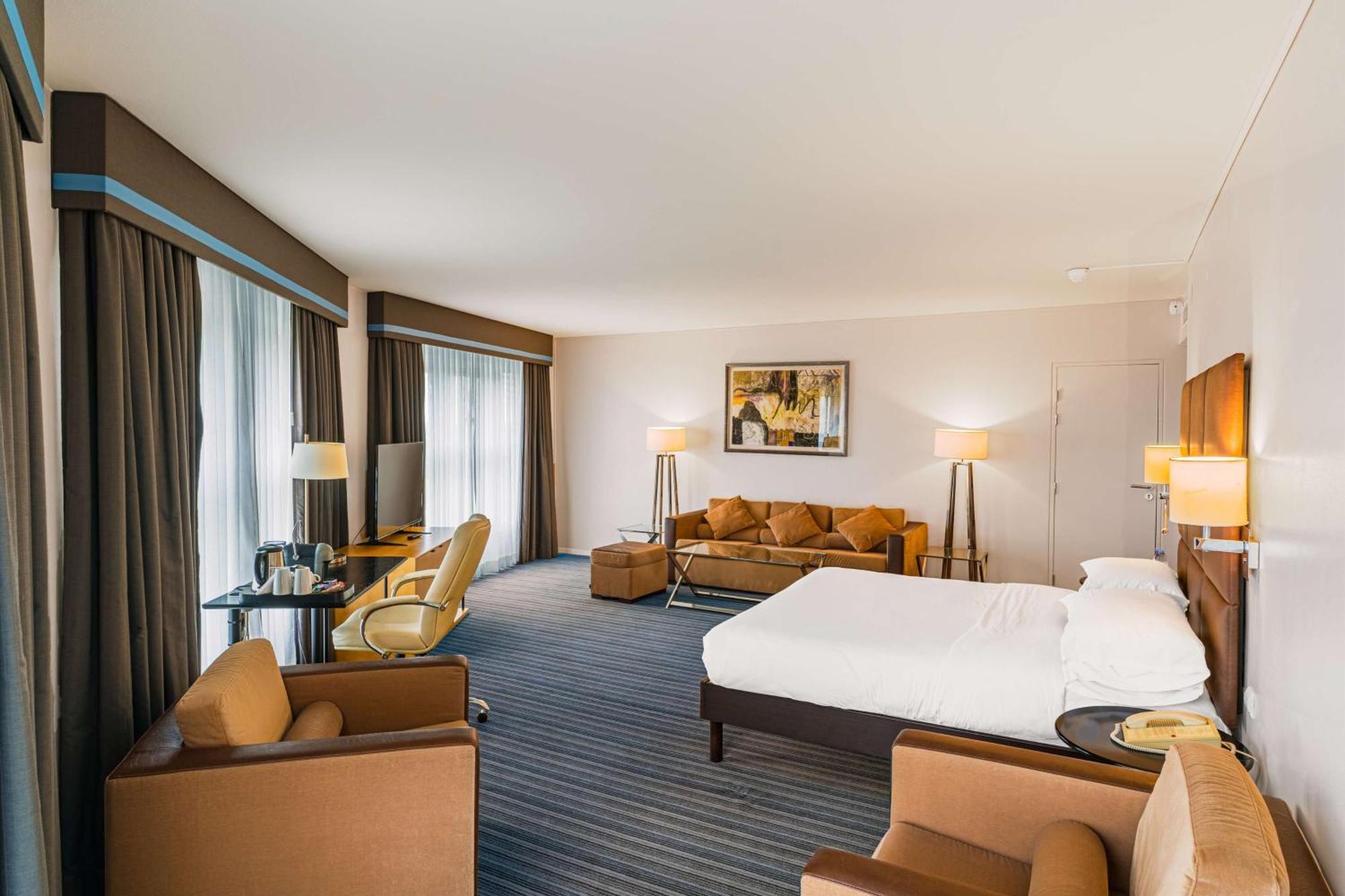 Van Der Valk Hotel Paris Cdg Airport Роаси ан Франс Екстериор снимка
