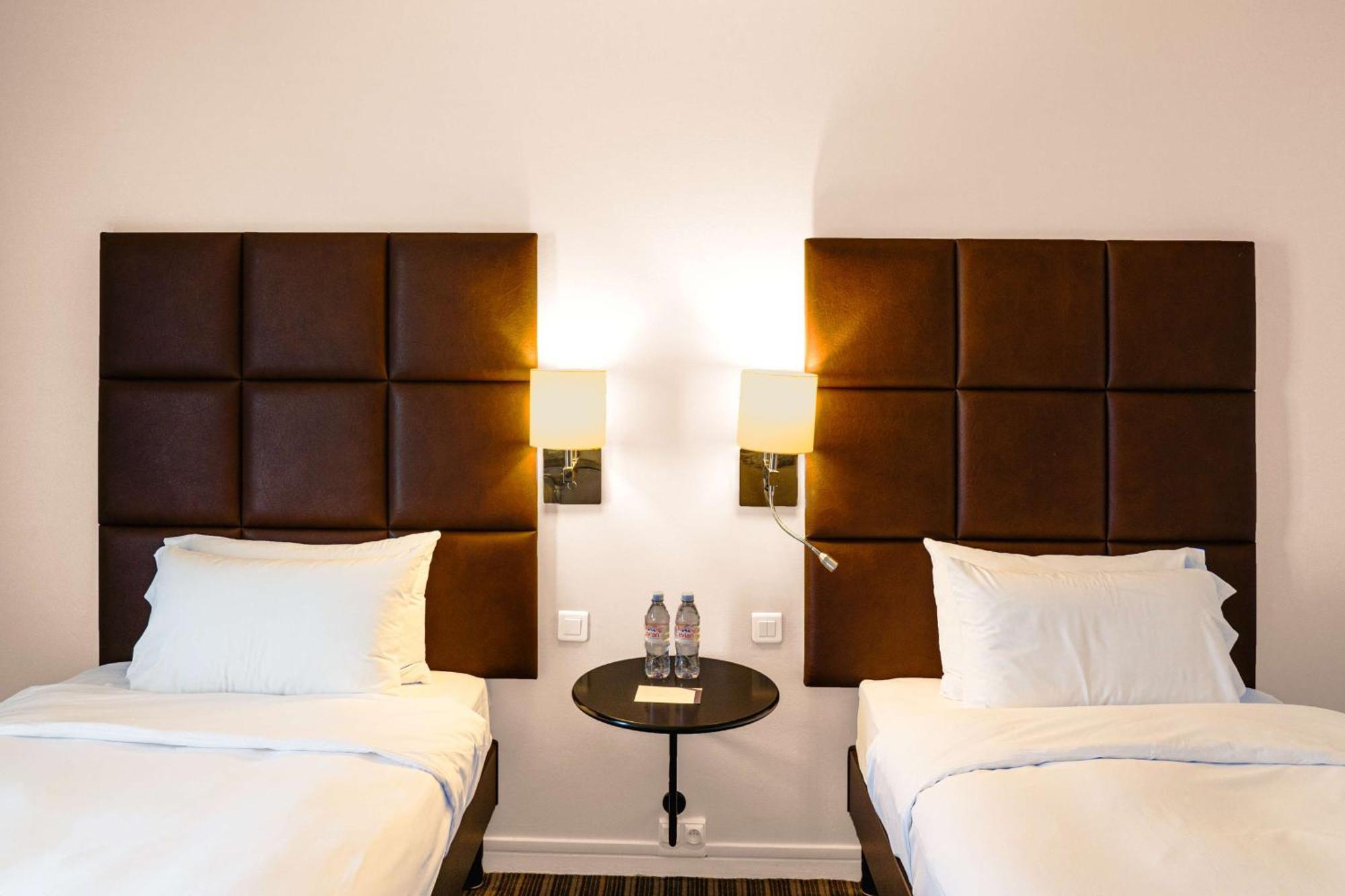 Van Der Valk Hotel Paris Cdg Airport Роаси ан Франс Екстериор снимка