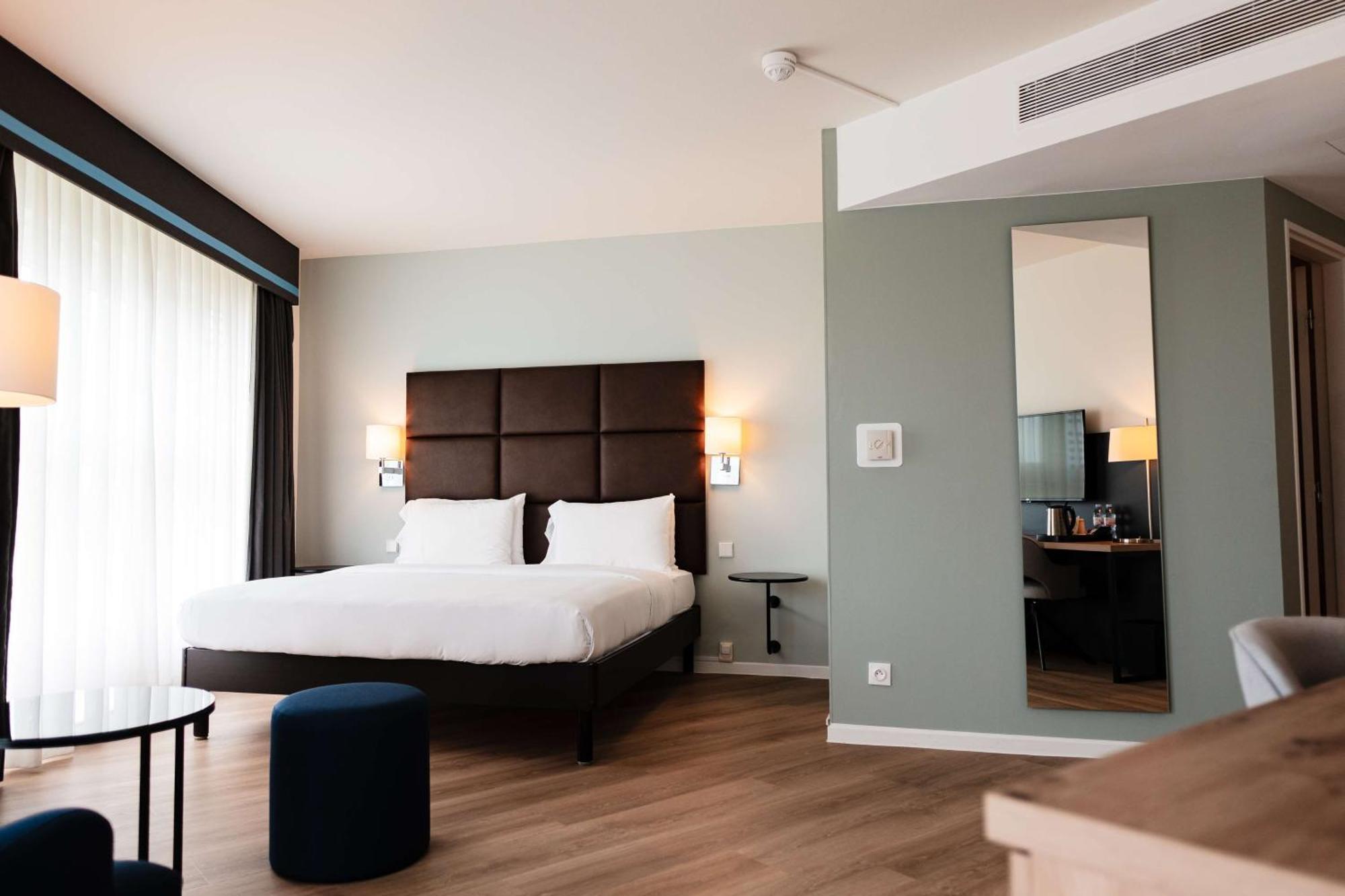 Van Der Valk Hotel Paris Cdg Airport Роаси ан Франс Екстериор снимка